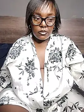 CHERRYYUMMY online show from April 1, 2026, 7:55 pm