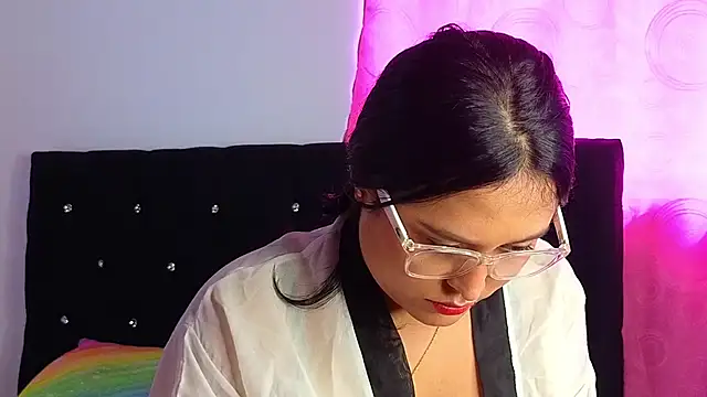 Sweet xuee18 online show from January 28, 2025, 6:07 pm