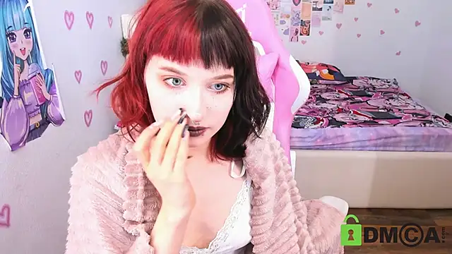 ElizaNik  online show from January 4, 2025, 4:33 am