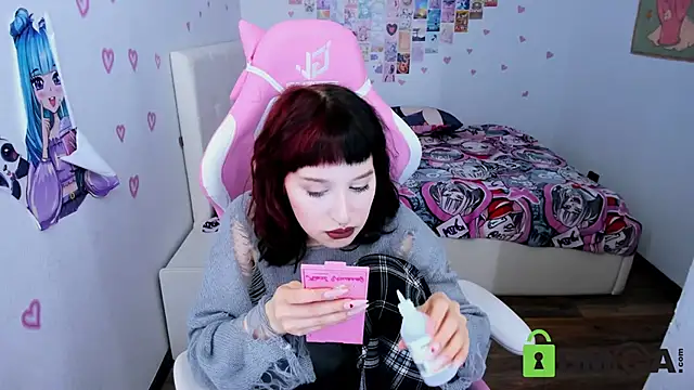 ElizaNik  online show from January 30, 2025, 10:41 pm