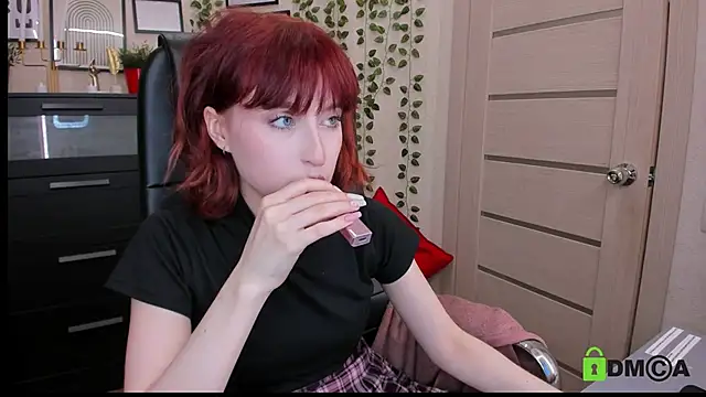 Snapshot of ElizaNik_ chatting on June 30, 2026, 9:38 pm ElizaNik online show from June 30, 2026, 9:38 pm
