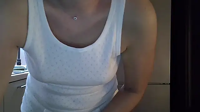 Lucky Anna online show from September 15, 2025, 9:15 pm