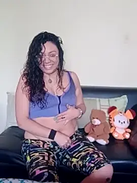 Lunavega1 online show from February 23, 2026, 5:43 pm