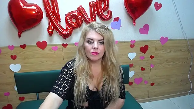 Julya Barbi online show from March 3, 2025, 11:03 pm