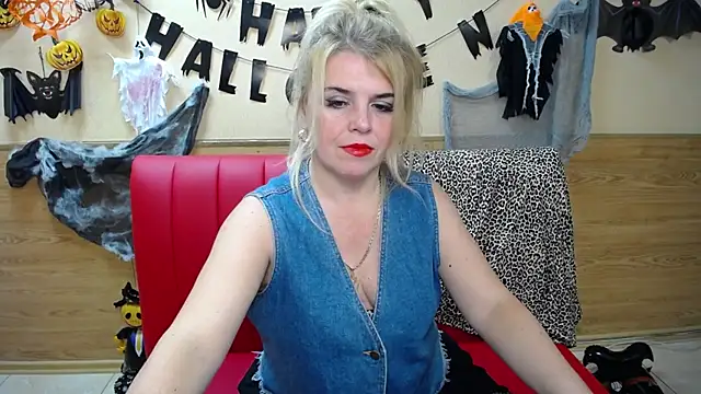 Julya Barbi online show from November 6, 2025, 6:14 am