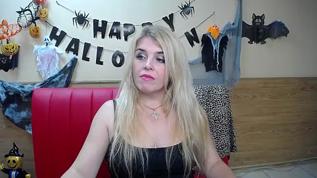 Julya Barbi online show from November 12, 2025, 6:14 am