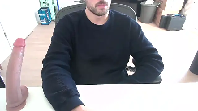 taallguyy 196 online show from December 4, 2025, 1:09 pm