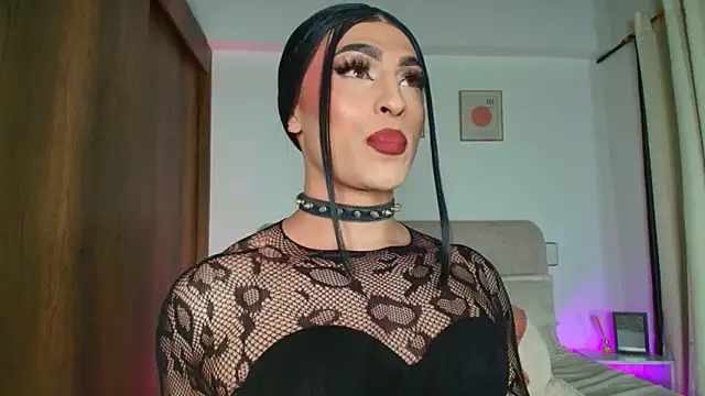 Snapshot of KarolPorttela chatting on September 18, 2025, 12:23 am KarolPorttela online show from September 18, 2025, 12:23 am