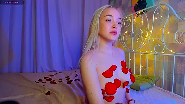 Christy Little online show from March 11, 2025, 7:04 am