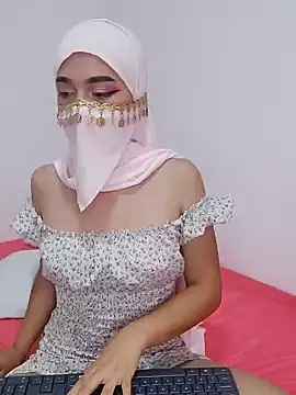 Aaliyah Salma online show from February 1, 2025, 9:08 pm