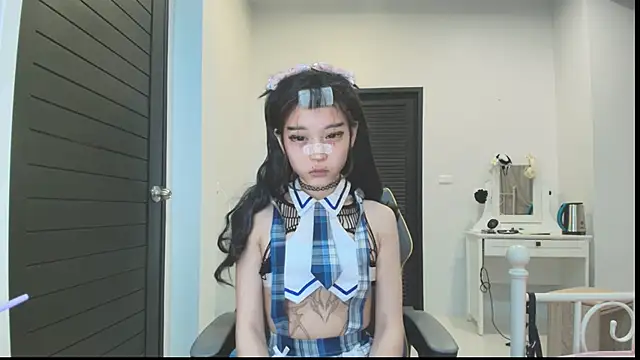 seo yeon  online show from December 3, 2024, 2:16 pm