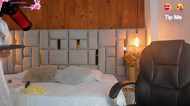 Saori newman online show from January 17, 2025, 12:10 pm