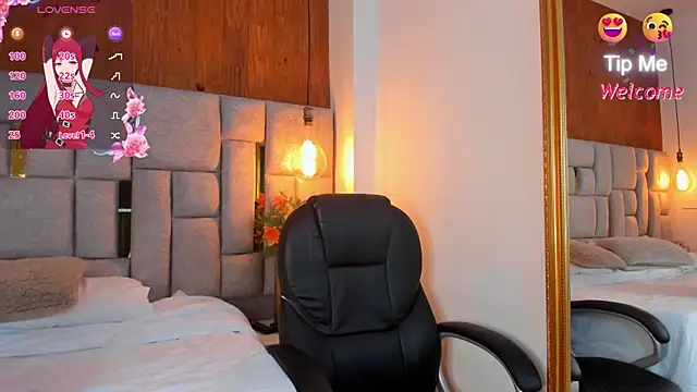 Saori newman online show from February 11, 2025, 11:54 am