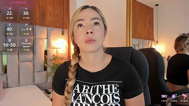 Saori newman online show from September 10, 2025, 11:54 am