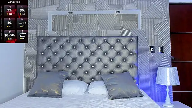 Snapshot of Valery_Diamond chatting on May 28, 2026, 11:13 pm Valery Diamond online show from May 28, 2026, 11:13 pm