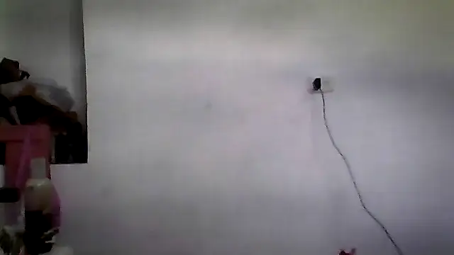 ariana crazzy online show from December 5, 2025, 4:58 pm