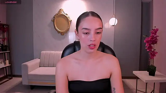 KaiaFerreira online show from February 20, 2025, 12:04 pm