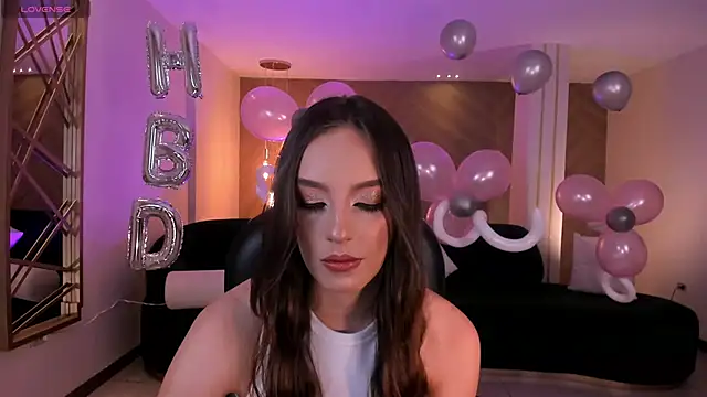 KaiaFerreira online show from March 10, 2025, 12:59 pm