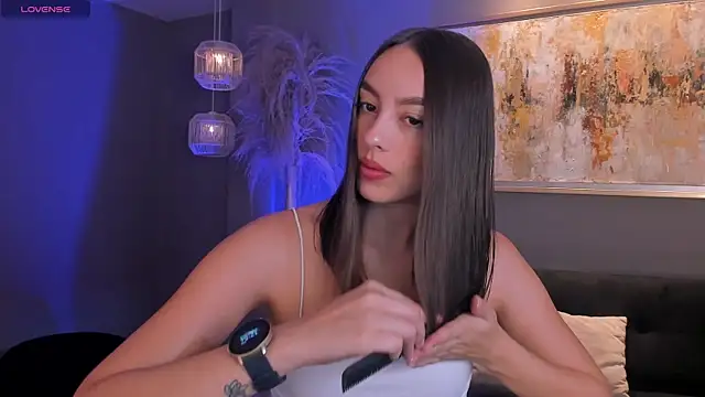 KaiaFerreira online show from December 19, 2025, 2:02 pm