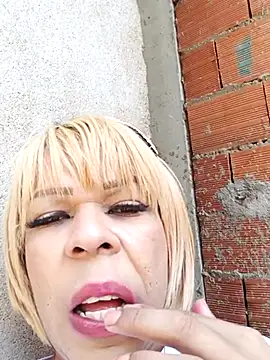 blondebitchlitle online show from February 13, 2025, 2:20 pm