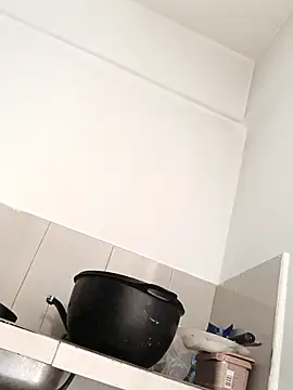 blondebitchlitle online show from March 8, 2025, 3:13 pm