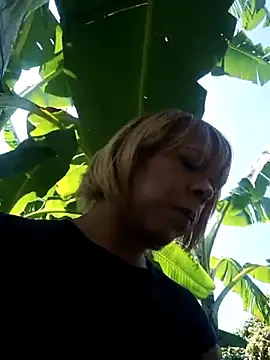 blondebitchlitle online show from November 15, 2025, 3:30 pm