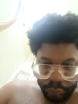 Snapshot of dvaughn3117 chatting on February 17, 2026, 12:45 pm dvaughn3117 online show from February 17, 2026, 12:45 pm