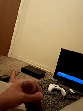 Snapshot of dvaughn3117 chatting on March 31, 2026, 9:15 pm dvaughn3117 online show from March 31, 2026, 9:15 pm