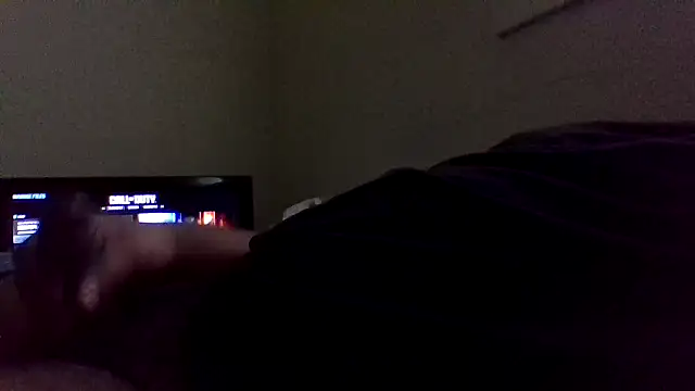 Snapshot of dvaughn3117 chatting on April 2, 2026, 8:39 pm dvaughn3117 online show from April 2, 2026, 8:39 pm