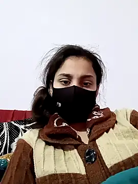 magicmoment00786 online show from December 13, 2024, 9:57 am