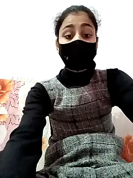 magicmoment00786 online show from December 27, 2024, 9:28 am