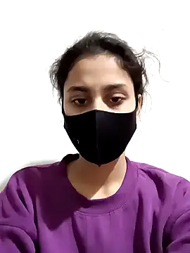 magicmoment00786 online show from January 17, 2025, 4:15 pm