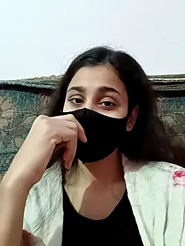 magicmoment00786 online show from January 24, 2025, 9:28 am