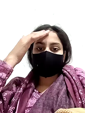 magicmoment00786 online show from January 27, 2025, 6:52 pm