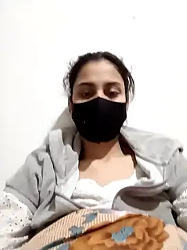 magicmoment00786 online show from February 2, 2025, 3:49 pm