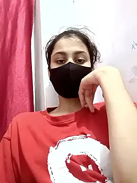 magicmoment00786 online show from October 6, 2025, 1:41 pm