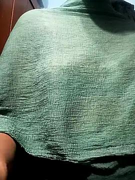 Snapshot of Tamillminnal chatting on January 31, 2025, 6:47 pm Tamillminnal online show from January 31, 2025, 6:47 pm