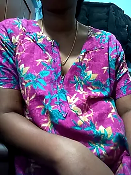 Snapshot of Tamillminnal chatting on February 15, 2025, 7:06 am Tamillminnal online show from February 15, 2025, 7:06 am