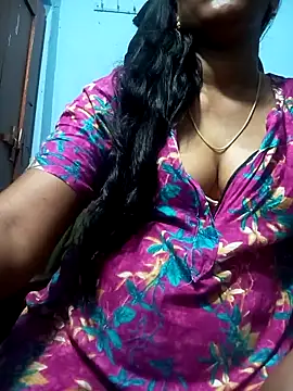 Snapshot of Tamillminnal chatting on March 3, 2025, 2:15 pm Tamillminnal online show from March 3, 2025, 2:15 pm