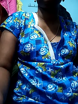 Snapshot of Tamillminnal chatting on March 5, 2025, 1:06 pm Tamillminnal online show from March 5, 2025, 1:06 pm