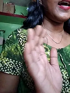 Snapshot of Tamillminnal chatting on September 15, 2025, 5:18 am Tamillminnal online show from September 15, 2025, 5:18 am