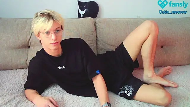 Ostin meow online show from February 10, 2025, 7:04 am