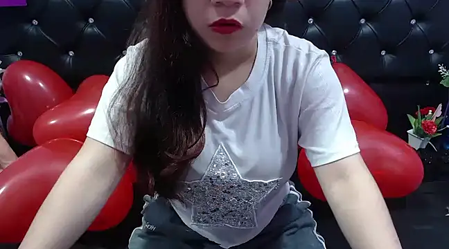 MelanyCarter18 online show from February 14, 2025, 1:18 pm