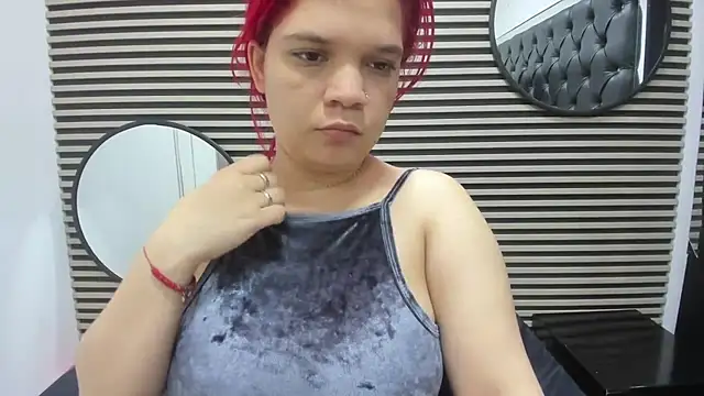 MelanyCarter18 online show from April 18, 2026, 1:59 pm