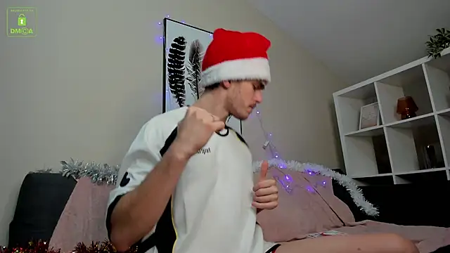 Perry Knight online show from December 31, 2024, 9:28 pm