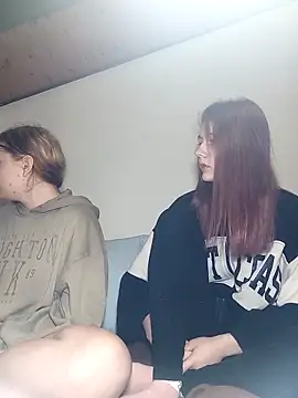 ella grays online show from March 21, 2025, 6:40 pm