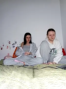 ella grays online show from March 29, 2026, 5:46 pm