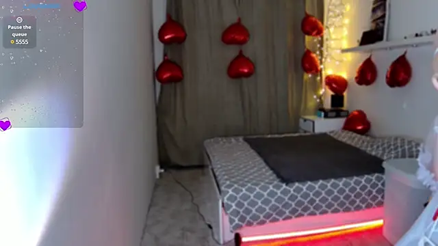 atlantis s online show from March 7, 2025, 7:49 pm