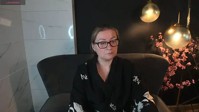 AlexandraKind online show from January 25, 2025, 11:11 pm