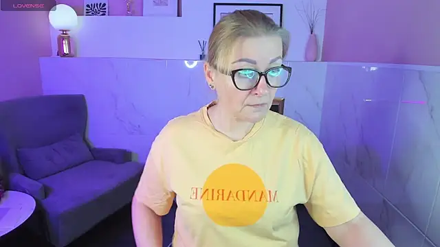 AlexandraKind online show from February 23, 2025, 5:34 am